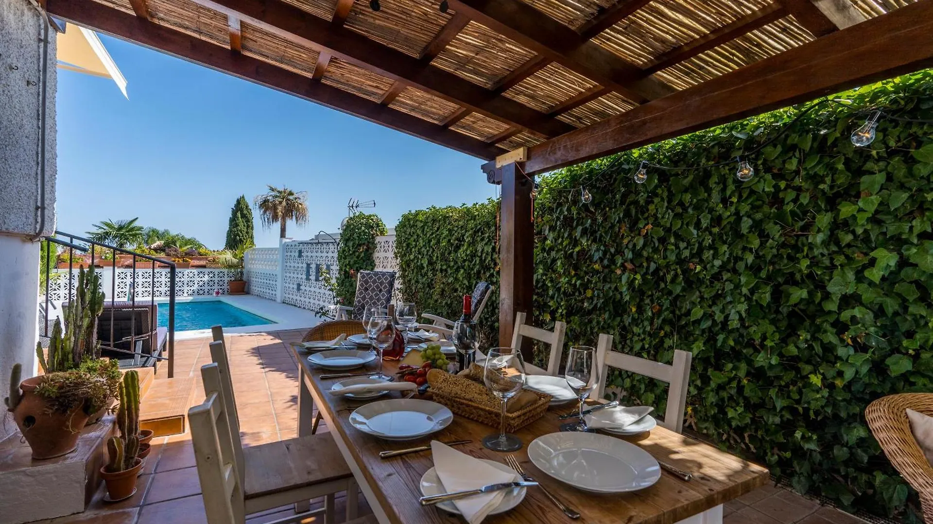 Family Friendly Villa Elviria Casa Luna Marbella Holiday home