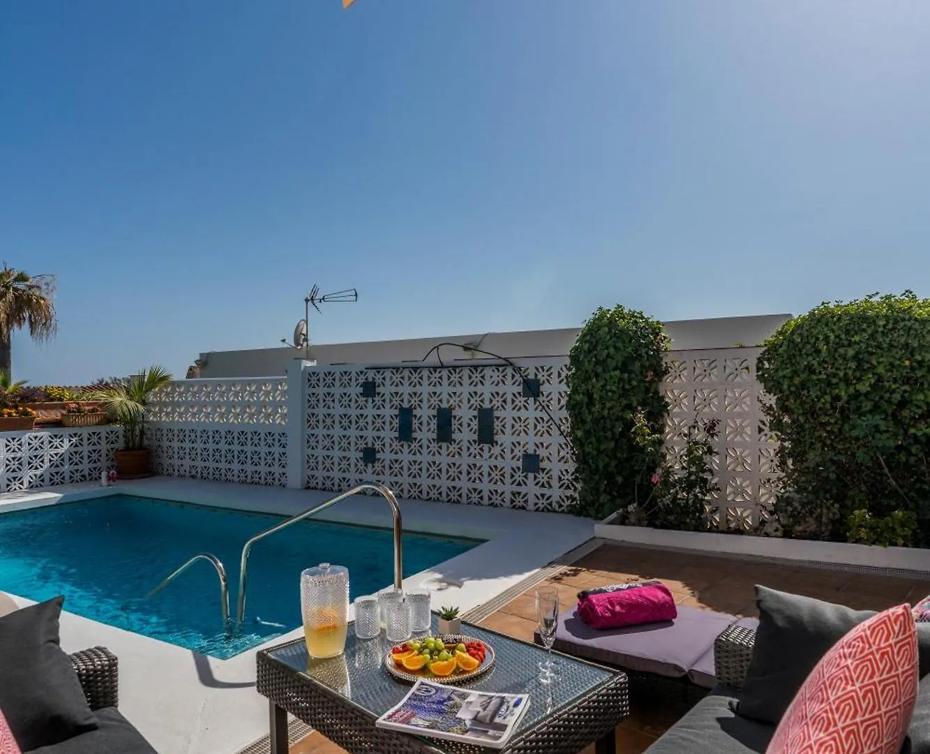 Family Friendly Villa Elviria Casa Luna Marbella