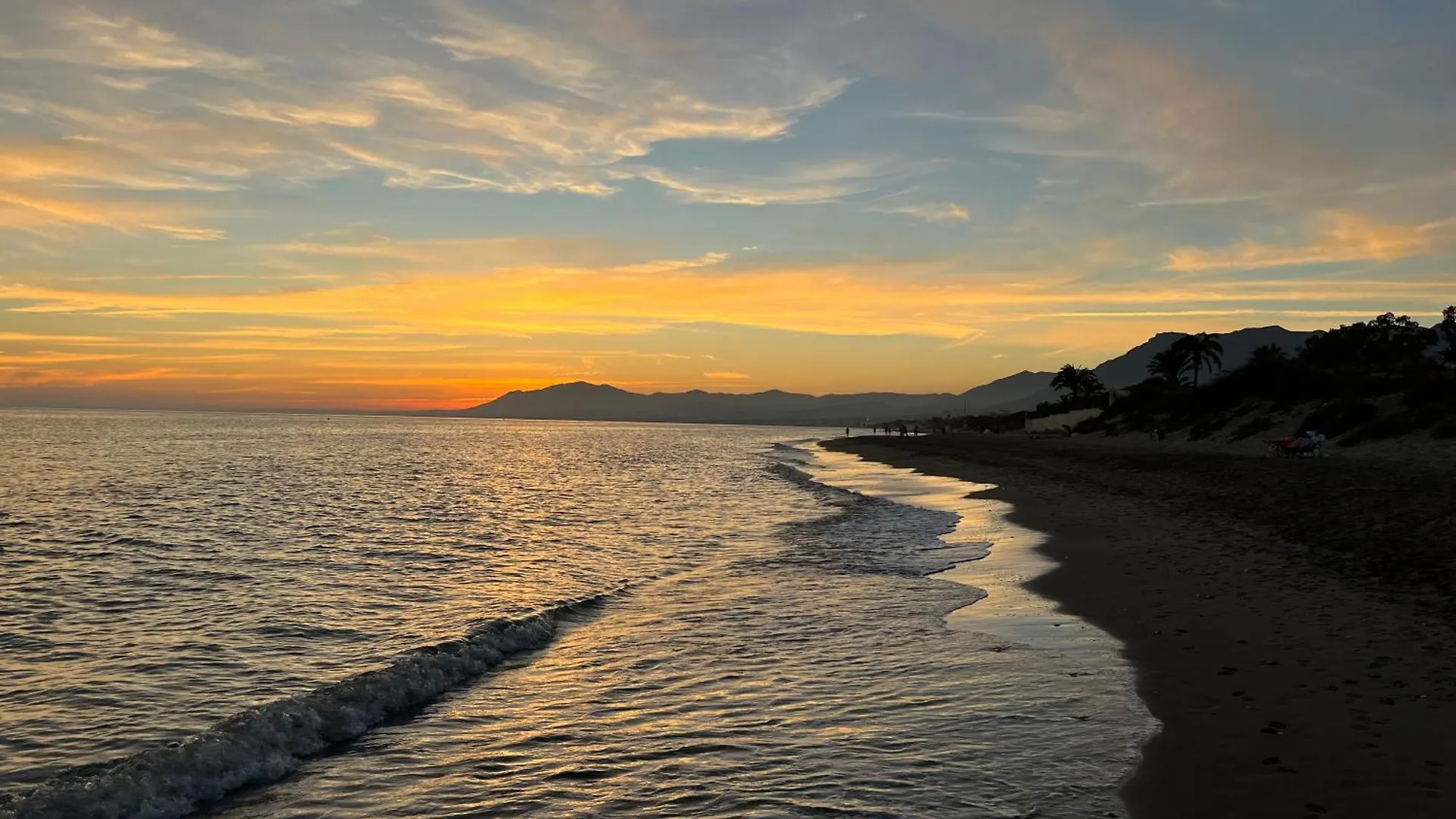 Holiday home Family Friendly Villa Elviria Casa Luna Marbella Spain
